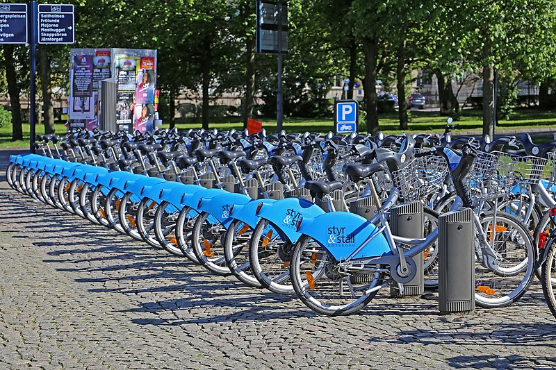 What is the difference between bike sharing and bike rental?